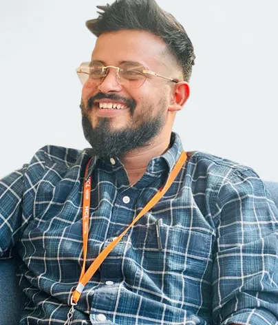 Md Muzammil Raza – Marketing Manager